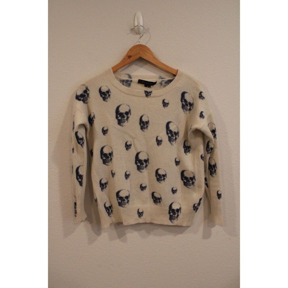 Skull Cashmere size small cream and black gray crewneck sweater